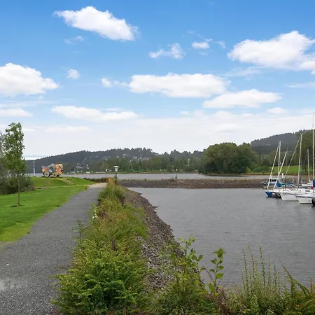 Lakeside Lipno بيت للعطل
