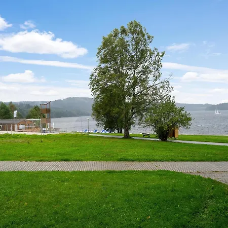 Lakeside Lipno بيت للعطل *